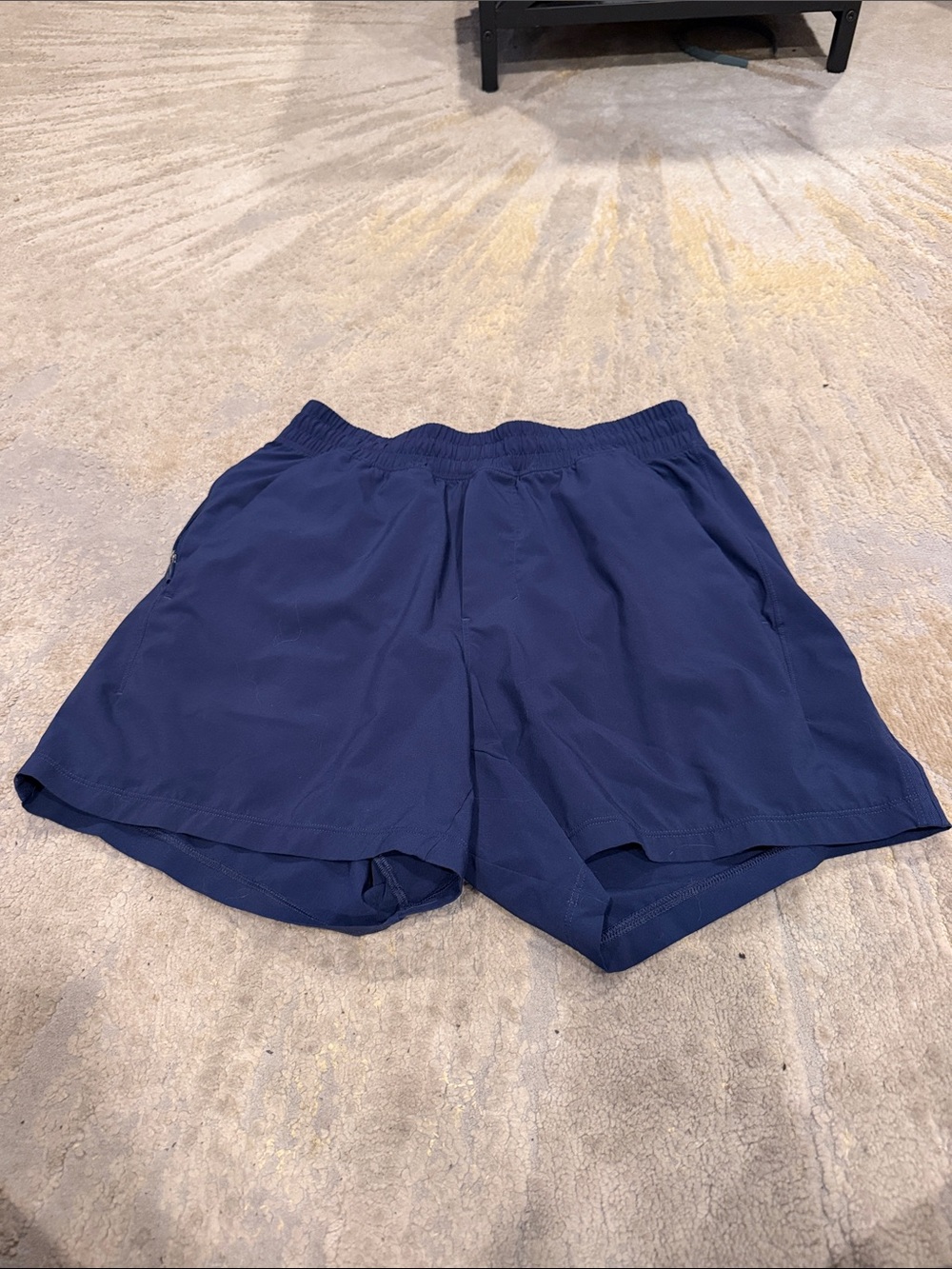 lululemon athletica navy‎ blue elastic waist shorts size S with Pockets